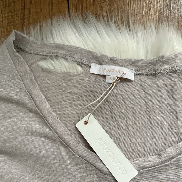 Olivaceous Distressed Knotted Tee - Picture 3 of 5